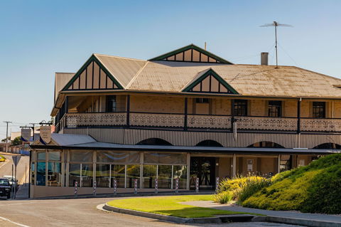 Aurora Ozone Hotel - Tourism Hervey Bay 1