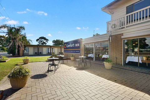 Comfort Inn Flinders on Main - Hervey Bay Accommodation 2