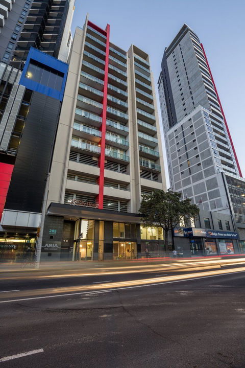 Aria Hotel Apartments - Tourism Hervey Bay 0