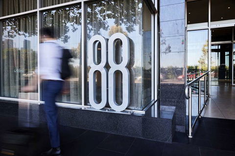 Adina Apartment Hotel on Flinders Street - Hervey Bay Accommodation 0