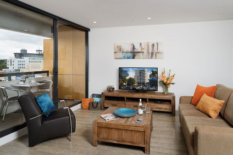 Apartments @ IKON Glen Waverley - Hervey Bay Accommodation 1
