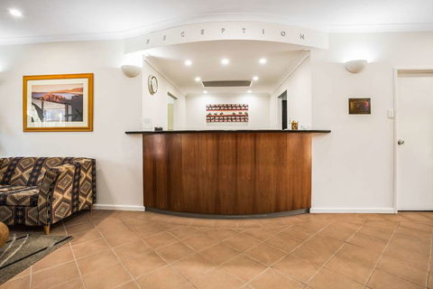 Karratha Central Apartments - Hervey Bay Accommodation 1