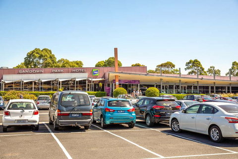 Nightcap at Sandown Park Hotel - Hervey Bay Accommodation 0