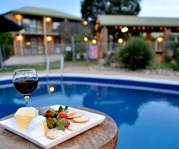 Statesman Motor Inn - Hervey Bay Accommodation 1