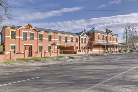 Lake Inn Ballarat - Tourism Hervey Bay 0