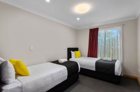 Eastgate On The Range Motel - Tourism Hervey Bay 1