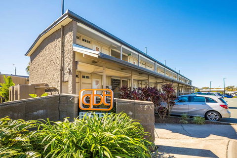 Nightcap at Golden Beach Tavern - Hervey Bay Accommodation 0