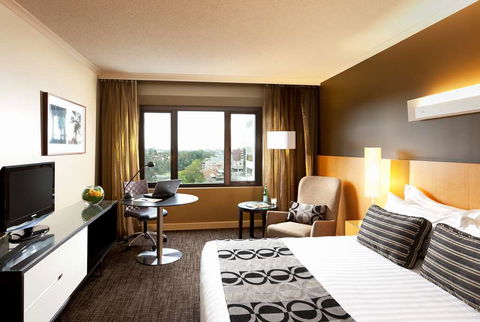 PARKROYAL Parramatta - Hervey Bay Accommodation 4