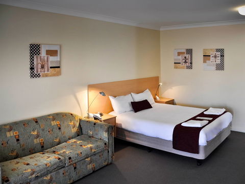Ibis Styles Orange - Hervey Bay Accommodation 6