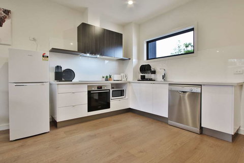 Quality Apartments Dandenong - Hervey Bay Accommodation 6