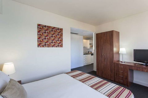 The Macleay Serviced Apartment Hotel - Hervey Bay Accommodation 6