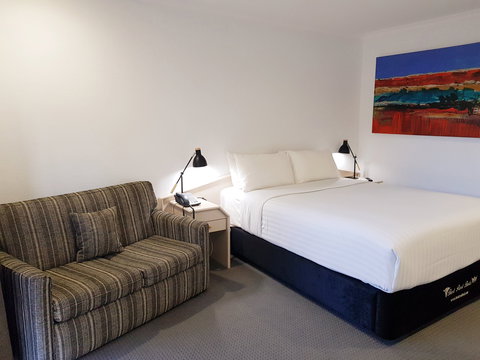 William Macintosh Motor Lodge - Hervey Bay Accommodation 10