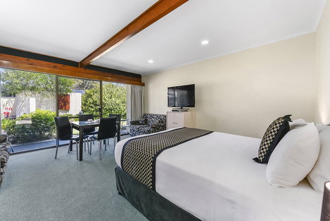William Macintosh Motor Lodge - Hervey Bay Accommodation 14