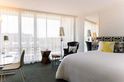 QT Canberra - Hervey Bay Accommodation 3