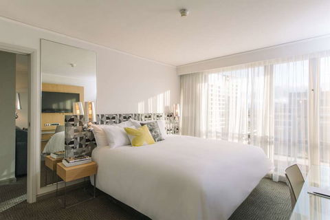 QT Canberra - Hervey Bay Accommodation 16