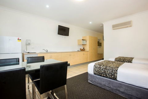 Coral Cay Resort Motor Inn - Tourism Hervey Bay 4