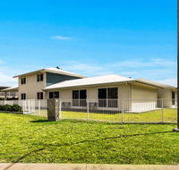Econo Lodge Beachside - Hervey Bay Accommodation
