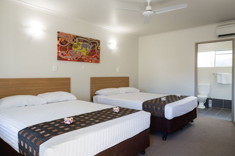 Cairns Colonial Club Resort - Tourism Hervey Bay 8