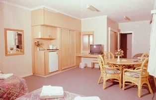 The Abbott Boutique Hotel - Tourism Hervey Bay 3