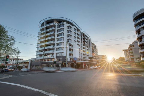 Adina Apartment Hotel Wollongong - Hervey Bay Accommodation 0