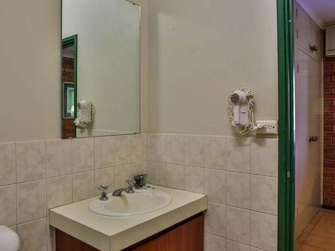 Bayside Holiday Apartments - Hervey Bay Accommodation 2