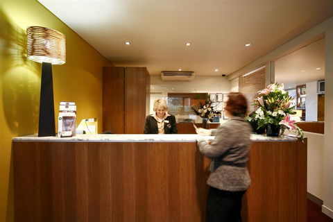 Best Western Plus The Tudor-Box Hill - Tourism Hervey Bay 1