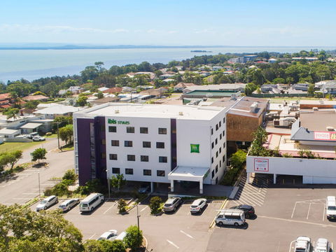 Ibis Styles The Entrance - Tourism Hervey Bay 0