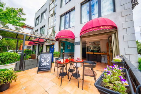 Comfort Hotel East Melbourne - Tourism Hervey Bay 0
