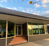 Ashton Townhouse Motel  Suites Tumut - Hervey Bay Accommodation