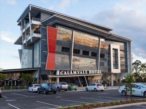 The Calamvale Hotel - Tourism Hervey Bay 0