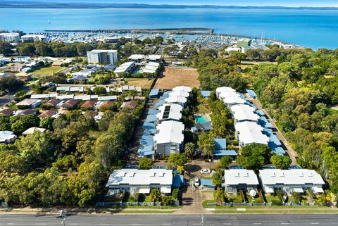 Ramada By Wyndham Whalecove Resort - Tourism Hervey Bay 0