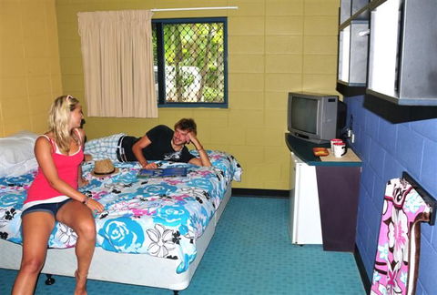 Nomads Cairns Backpackers Resort - Tourism Hervey Bay 2