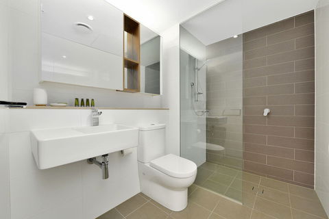 Astra Apartments MacQuarie Park - Tourism Hervey Bay 1