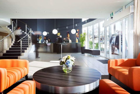 Ramada Encore By Wyndham Belconnen - Tourism Hervey Bay 0