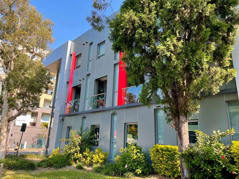 Best Western Plus Camperdown Suites - Hervey Bay Accommodation 1