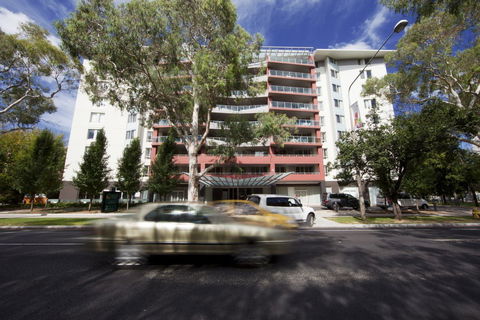 Pacific Suites Canberra - Hervey Bay Accommodation 0