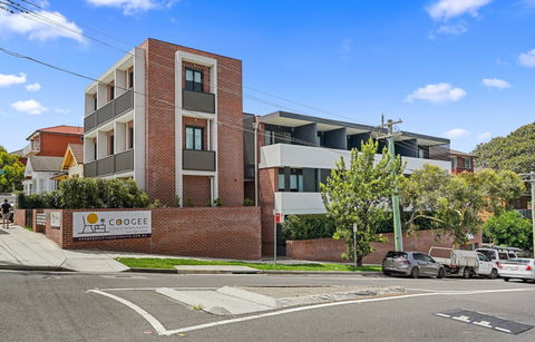 Coogee Studio Apartments - Tourism Hervey Bay 0