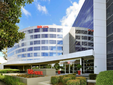 Hotel Ibis Glen Waverley - Tourism Hervey Bay 0