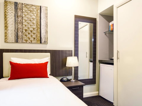 Ibis Styles Kingsgate Hotel - Hervey Bay Accommodation 2