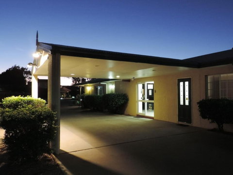 Outback Motel - Hervey Bay Accommodation 0