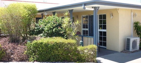Outback Motel - Hervey Bay Accommodation 2