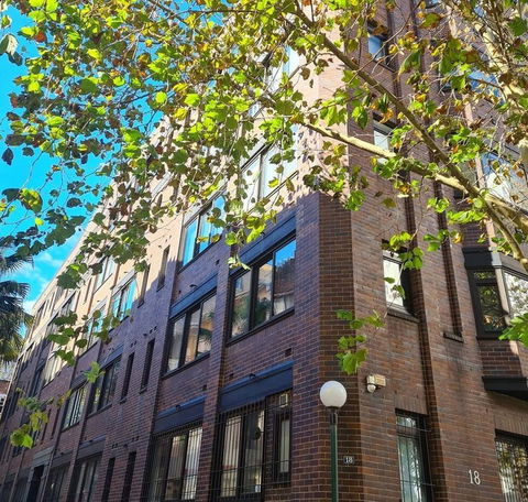 Regents Court - Tourism Hervey Bay 0