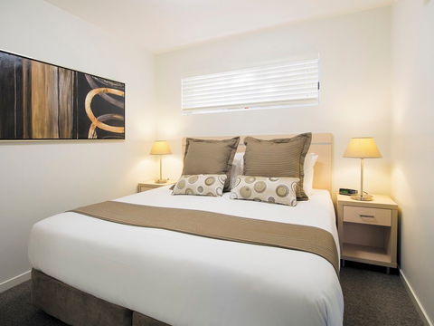 Oaks Middlemount - Tourism Hervey Bay 1