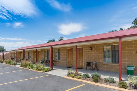 Black Gold Country Cabins And Motel - Hervey Bay Accommodation 0