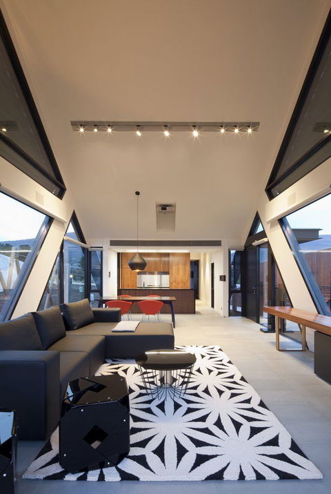 Mona Pavilions - Tourism Hervey Bay 4