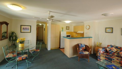Aruba Beach Resort - Hervey Bay Accommodation 1