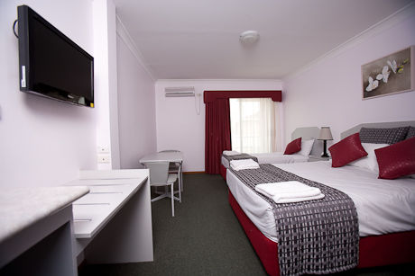 Hume Villa Motor Inn - Hervey Bay Accommodation 1
