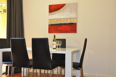 RNR Apartments, Adelaide - Hervey Bay Accommodation 2