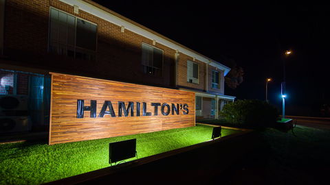 Hamilton's Queanbeyan Motel - Hervey Bay Accommodation 2