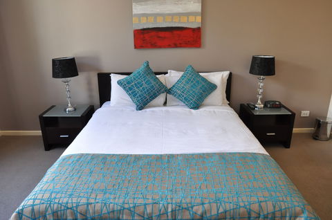 RNR Apartments, Adelaide - Hervey Bay Accommodation 1